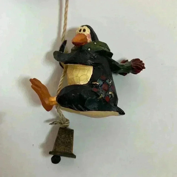 Vintage Boyds Collection Carvers Choice Arlene & Arluk Pulling Together Ornament - Picture 3 of 7